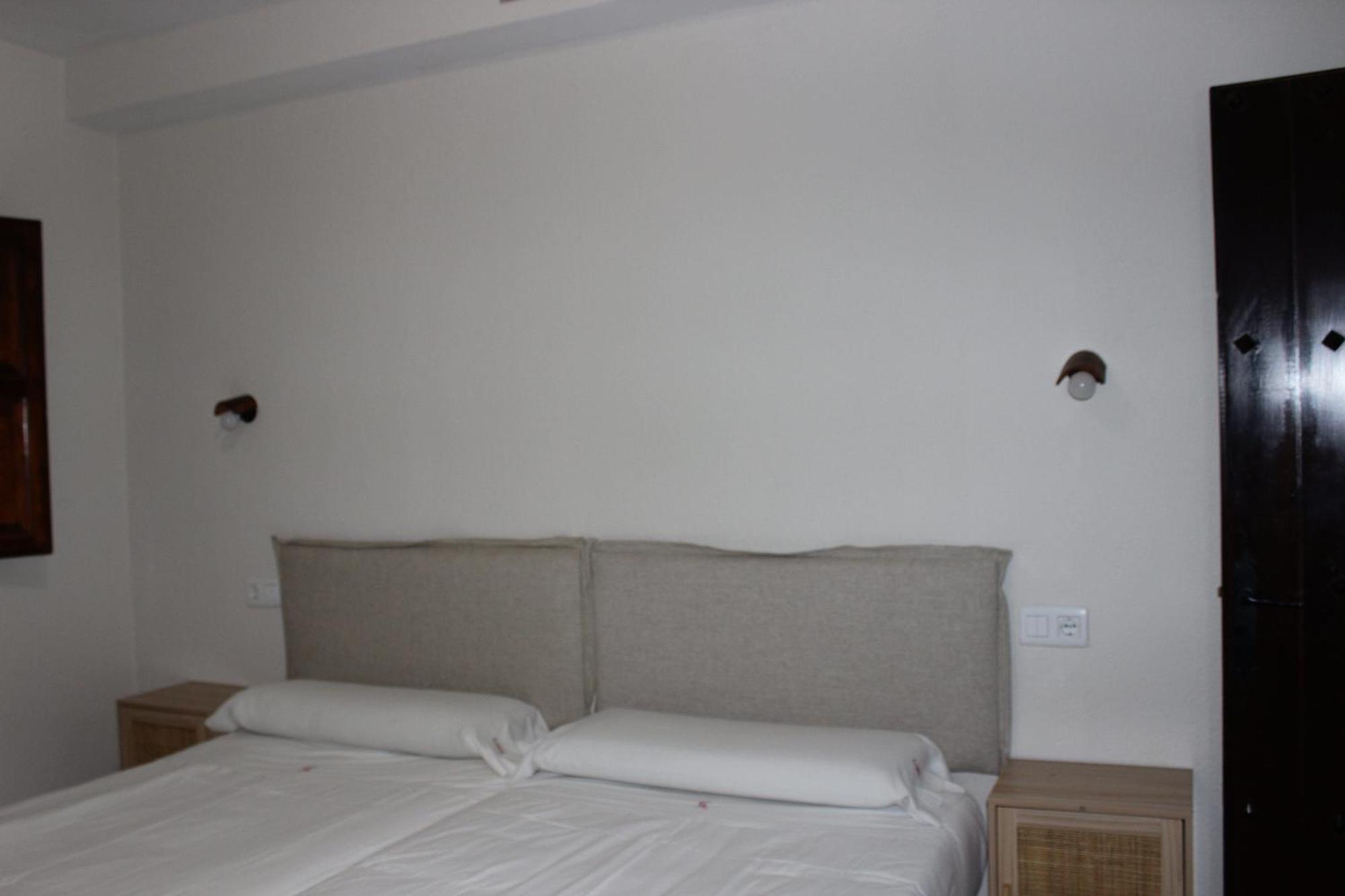 Apartamentos De Astroturismo La Canada Torrejón el Rubio Exterior foto